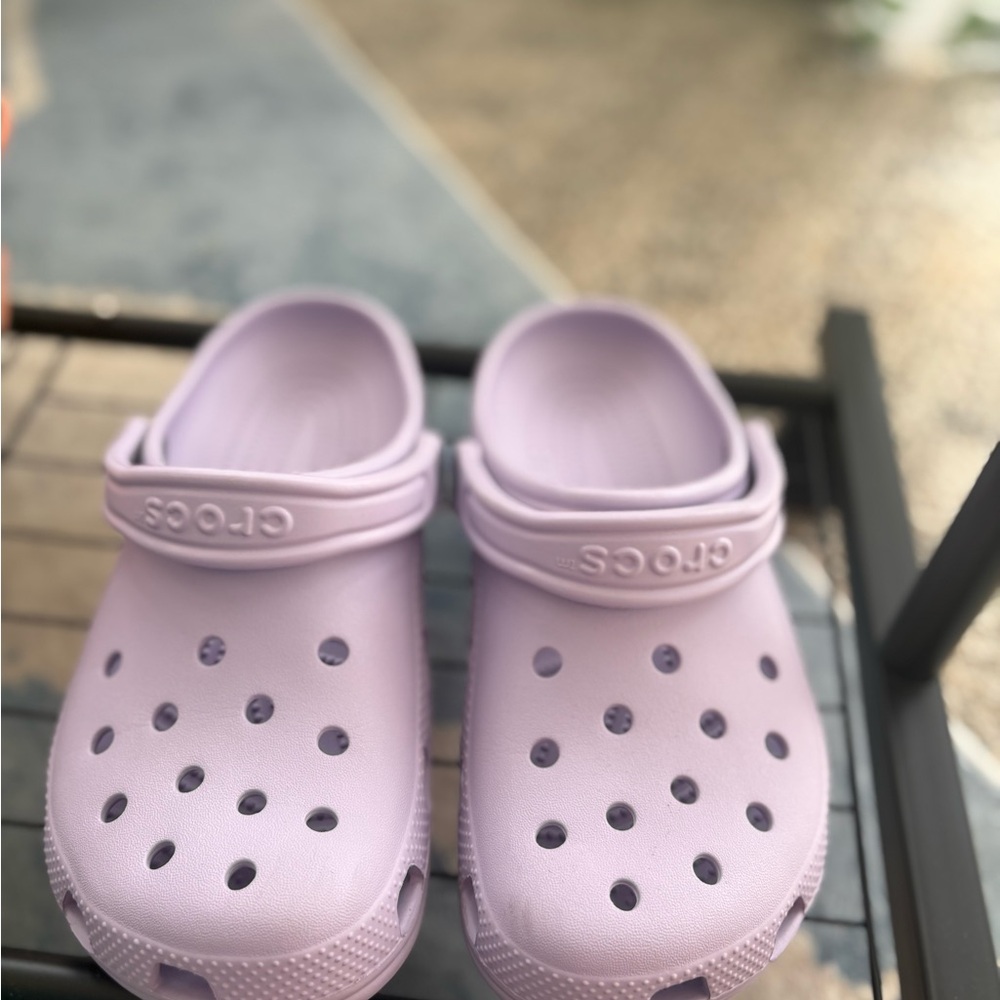 CROCS Purple Sandals with Perforated Upper and Heel Strap